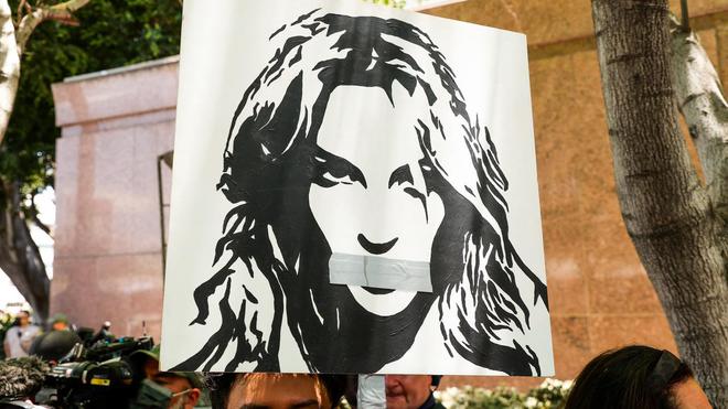 "Ça fait 13 ans et ça suffit" : Britney Spears demande la levée de sa tutelle
