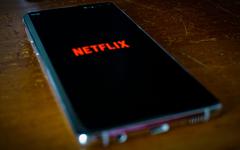 4 nouveaux films à découvrir sur Netflix (Black Snake, La Casa de las Flores)