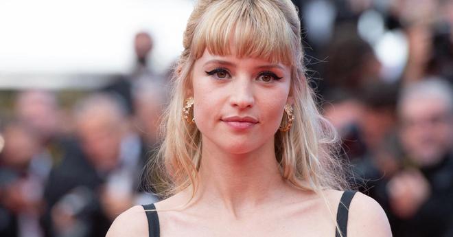 Angèle à Cannes, Britney Spears prend sa retraite et Christine and The Queens fait une pause dans sa carrière… Toutes les news musique !
