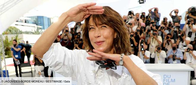 PHOTOS – CANNES 2021 : Sophie Marceau, Mylène Farmer, Charlotte Gainsbourg… leurs plus grands moments de spontanéité