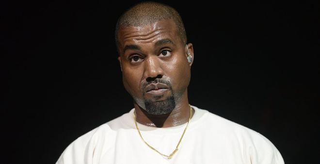 Kanye West payerait 1 million de dollars par jour pour vivre au stade Mercedes-Benz