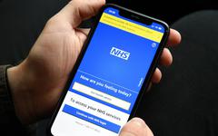 NHS Covid-19 : une mise à jour de l’application pour limiter les pings