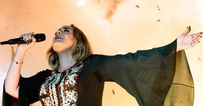 Electroshock, Adele en résidence à Las Vegas, Dua Lipa et Elton John en duo... les news musique de la semaine