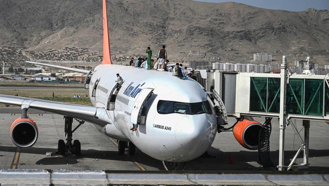 DIRECT. Afghanistan : une première opération d'évacuation de Français de Kaboul prévue d'ici lundi soir