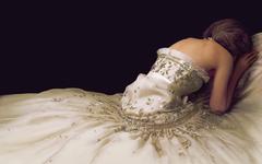 Kristen Stewart en Lady Di couture : le film Spencer s’annonce comme un drame de luxe