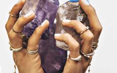 PHOTOS – Rentrée sans stress :  10 pierres précieuses à connaître pour choisir ses bijoux