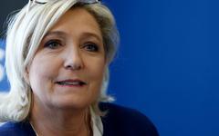 Macron à Marseille : Marine Le Pen lui donne un curieux conseil ciné