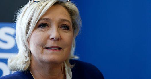 Macron à Marseille : Marine Le Pen lui donne un curieux conseil ciné