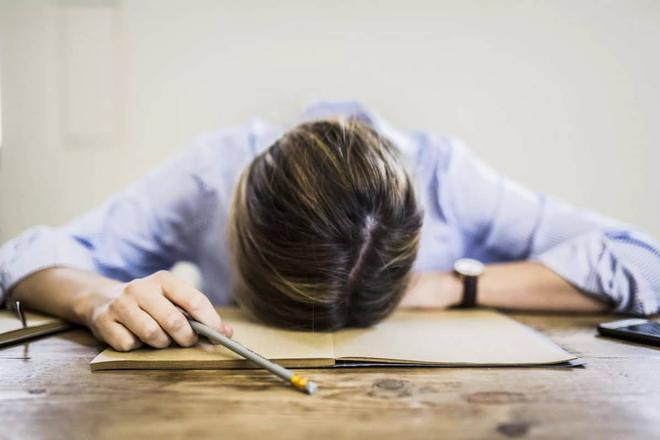 Beauté et bien-être : découvrez comment la fatigue et le manque de sommeil agissent sur l’état de votre peau !