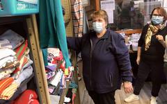 À Noyon, c’est déjà la cohue dans les rayons solidaires de vêtements