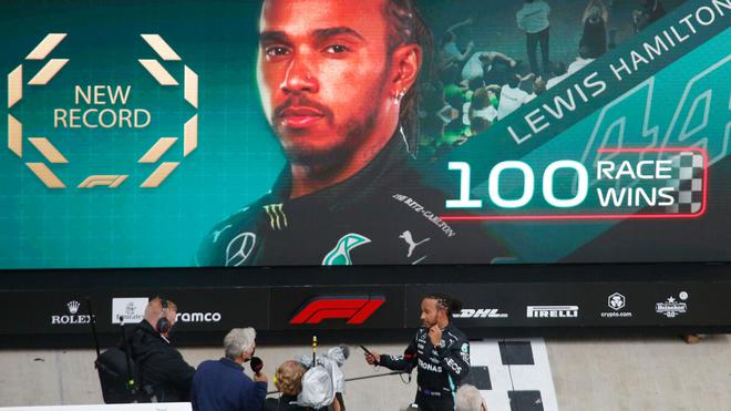 F1 : 100e victoire en carrière pour Hamilton en Russie, Verstappen deuxième après une remontada