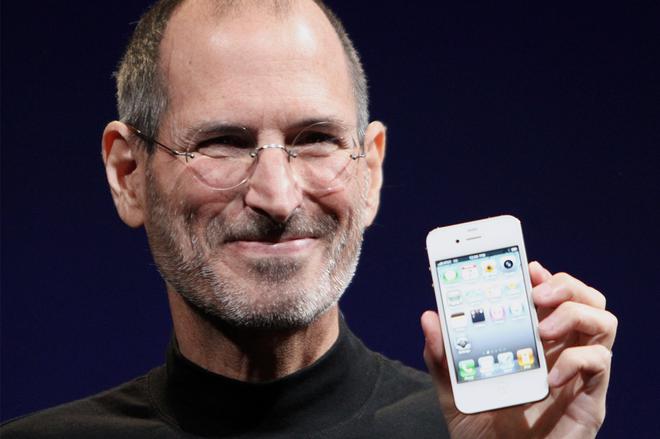 Voilà pourquoi Steve Jobs jetait son iPhone au sol devant les journalistes