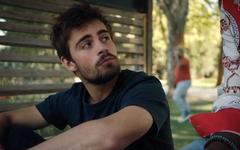 Demain nous appartient (TF1) : Ingrid Chauvin (Chloé) renversée, Clément Rémiens (Maxime) s'emballe