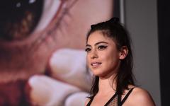 "Alita : Battle Angel" ce dimanche sur TF1 : qui est Rosa Salazar, l'héroïne bien réelle du film de Robert Rodriguez ?