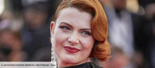 « Très jeune, très naïve » : Élodie Frégé pas tendre avec celle qu'elle était pendant Star Academy
