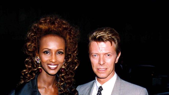 “Love Memoir”: Iman lance un premier parfum célébrant son histoire avec David Bowie