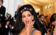 Dua Lipa, nouvelle gourou lifestyle ? Pour Vogue, elle partage ses adresses préférées
