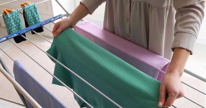 Vous n’avez pas de sèche-linge ? Voici 5 conseils simples et pratiques à adopter cet hiver.