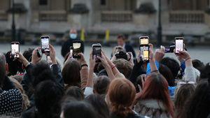 Fashion Week : retour des défilés physique, malgré Omicron