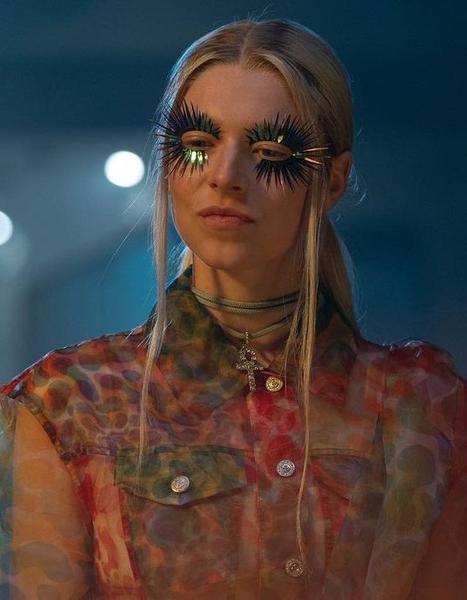 La panoplie mode de Jules Vaughn dans " Euphoria "