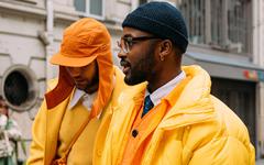 Osez l'orange ! Cette couleur pop s'est imposée comme tendance star de 2022