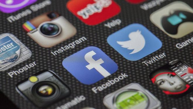 Réseaux sociaux : Pourquoi Mark Zuckerberg menace de fermer Facebook et Instagram en Europe