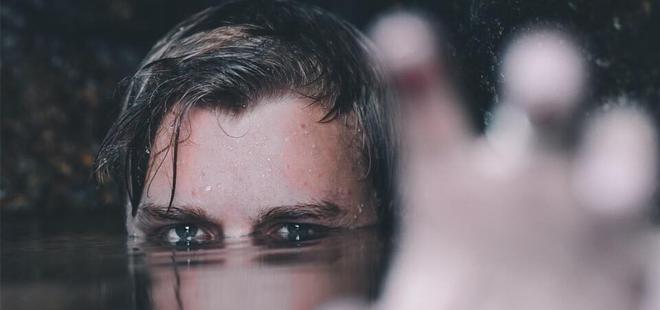 Peur de l’eau, traumatisme hérité d’une vie antérieure