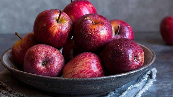 Régime pomme : un seul fruit pour perdre du poids rapidement et naturellement !