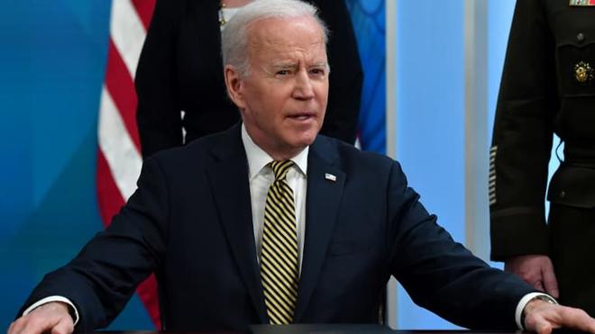 Ukraine: Biden va menacer Xi Jinping de représailles si Pékin envoie de l'aide militaire à la Russie