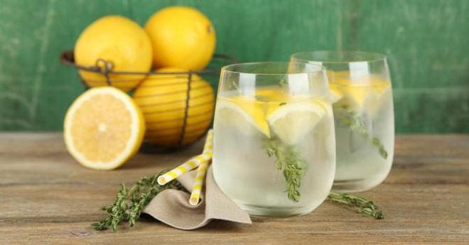 5 boissons détoxifiantes à consommer pour perdre du poids