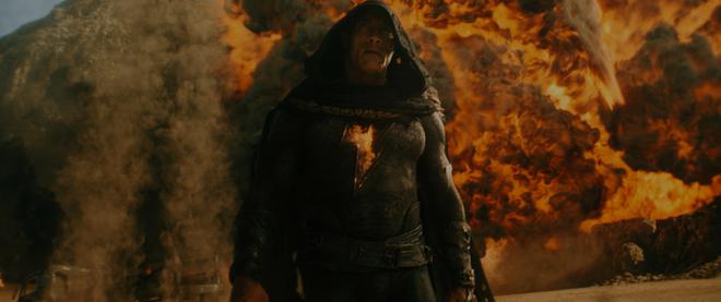 Black Adam : la première bande annonce avec un troll à Iron Man