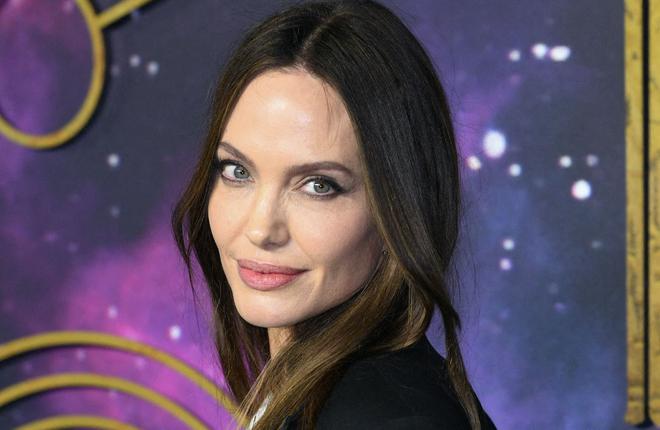 Angelina Jolie : cette icône de la chanson qu'elle va incarner au cinéma