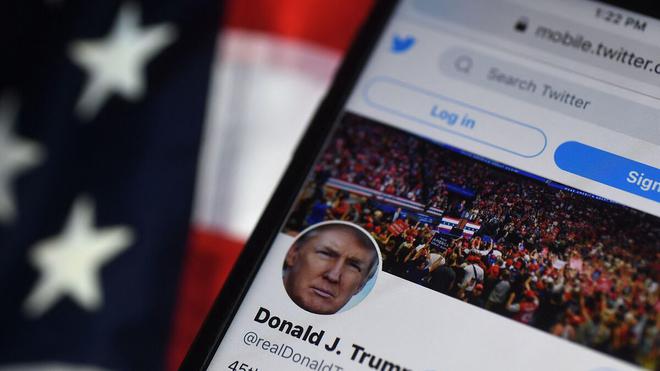 Retour sur Twitter : Donald Trump résistera-t-il longtemps à la tentation ?