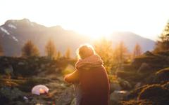 Skychologie : et si contempler le ciel était le meilleur moyen de s’apaiser ?