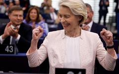 Ursula von der Leyen, une hyperprésidente de la Commission, championne des contorsions