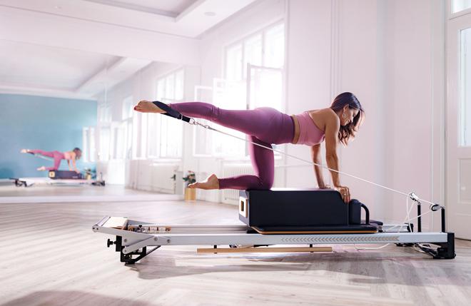 Connaissez-vous le " Lagree ", ce sport proche du Pilates qui travaille les muscles en profondeur ?