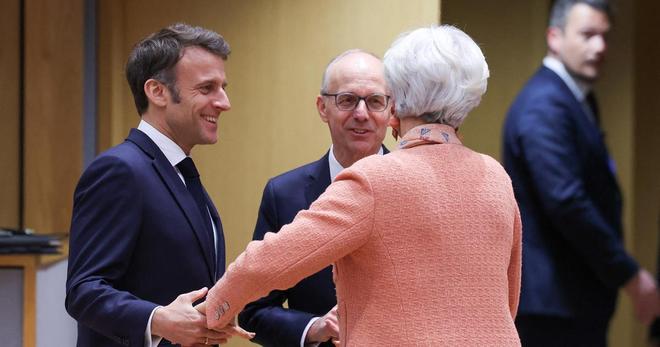 L’idée d’un grand emprunt européen pour la défense, chère à Emmanuel Macron, gagne du terrain