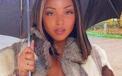 Wejdene tease le mood de sa prochaine chanson sur Instagram !