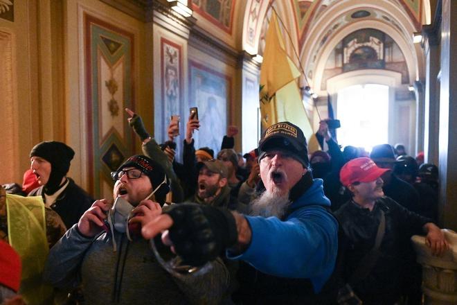 Procès contre Donald Trump après l’assaut du Capitole : l’accusation reprend son exposé choc