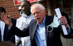 Bernie Sanders en Alabama pour défendre l'idée d'un premier syndicat chez Amazon