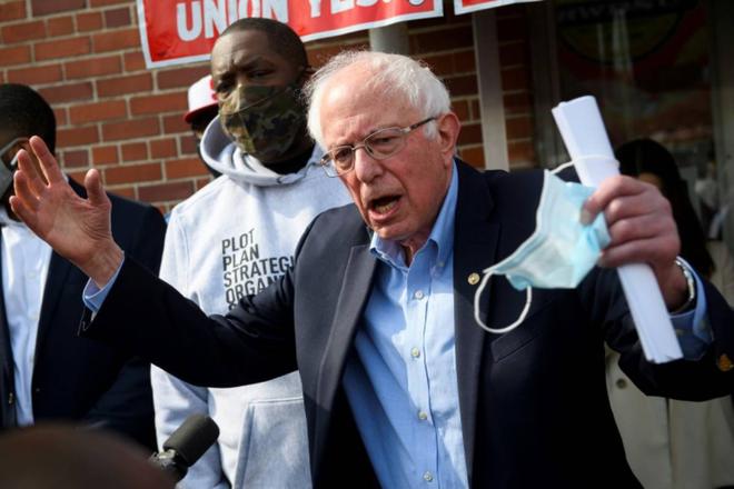 Bernie Sanders en Alabama pour défendre l'idée d'un premier syndicat chez Amazon