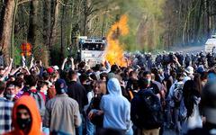 World news – Belgique: la police disperse un rassemblement interdit à Bruxelles