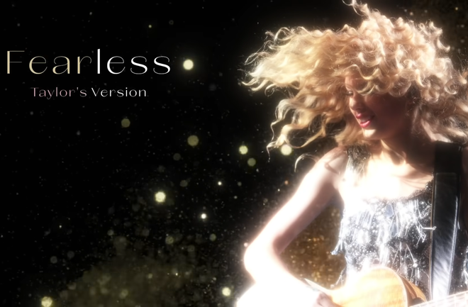 Taylor Swift cartonne avec sa réédition de « Fearless » et fait un beau doigt aux ayants droit