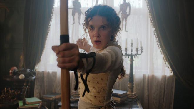 Netflix annonce une suite d'"Enola Holmes" avec Millie Bobby Brown et Henry Cavill