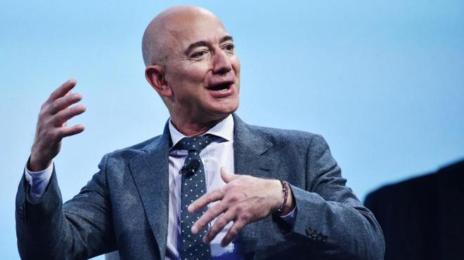 Amazon: Jeff Bezos sera du 1er voyage de tourisme spatial de Blue Origin