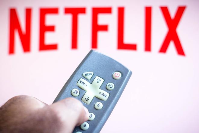 Nice : Présent sans son consentement dans un film où il est décrit comme un « barbu », un Niçois attaque Netflix en justice