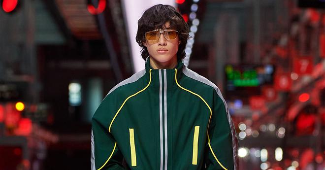 Ferrari prend un puissant départ dans la mode avec sa première collection