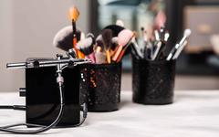 Le meilleur kit de maquillage à l’aérographe en 2021 au Canada – Comparatif, guide et avis