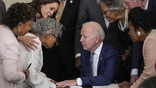 Les États-Unis rendent férié le jour de l’abolition de l’esclavage