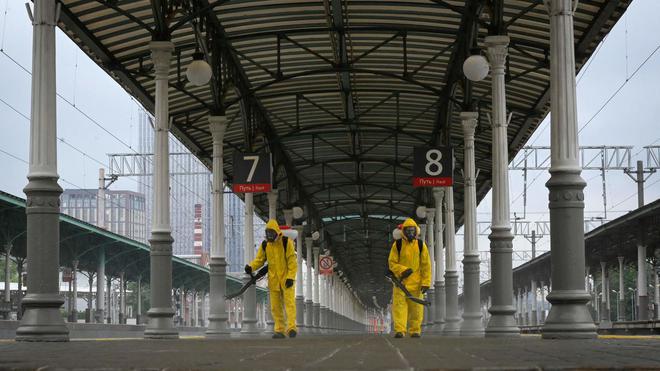 Covid-19 : l’épidémie s’emballe à Moscou, de nouvelles restrictions mises en place